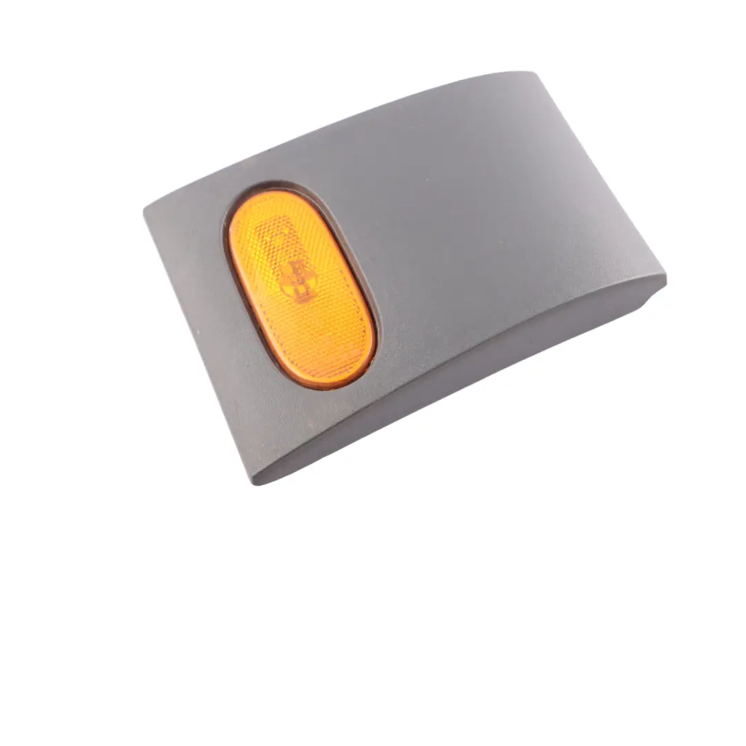 W907 W910 Moldura panel embellecedor montante delanter derecho para Mercedes Sprinter con número de pieza A9106907600 Mercedes Sprinter W907 W910 Moldura panel embellecedor montante delanter derecho - SKU A9106907600 - Número de pieza A9106907600