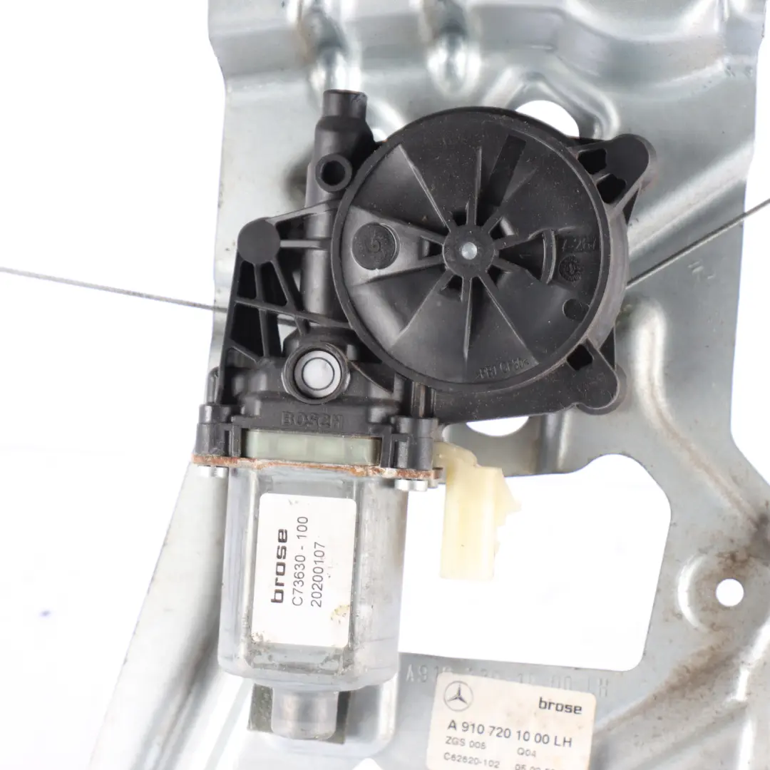 elevalunas Mercedes W907 W910 Delantero Izquierdo Elevalunas para Motor con número de pieza A9107201000 Motor elevalunas Mercedes W907 W910 Delantero Izquierdo Elevalunas - SKU A9107201000 - Número de pieza A9107201000