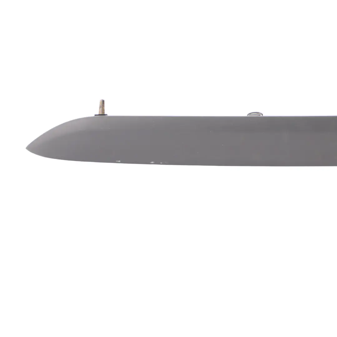  Luz de matrícula Mercedes W907 W910 Tapa del faro trasero - SKU A9107405700 - Número de pieza A9107405700