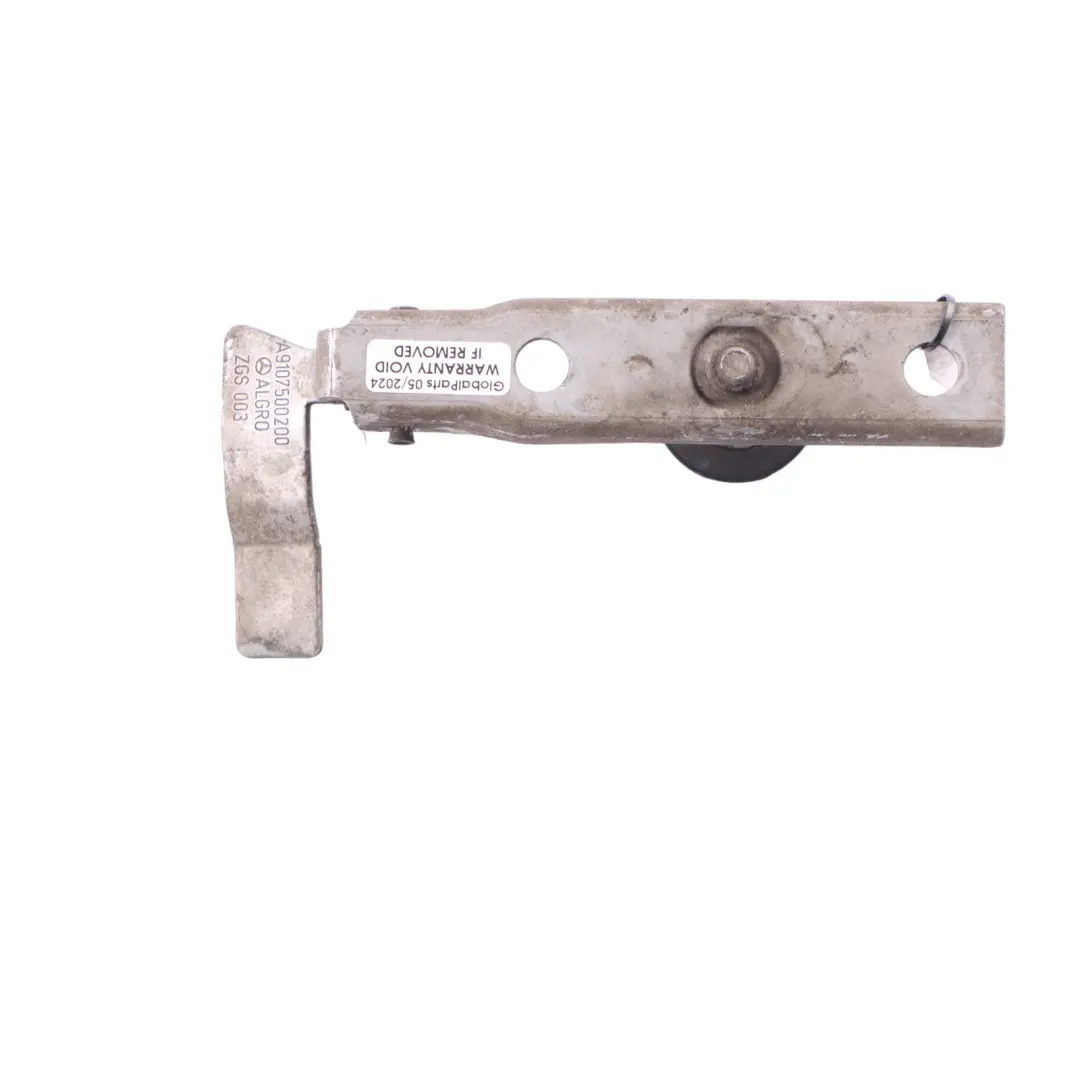 Gancio cofano Mercedes Sprinter W907 W910 Blocco Gancio superiore per con numero di parte A9107500200 Gancio cofano Mercedes Sprinter W907 W910 Blocco Gancio superiore - SKU A9107500200 - Numero di parte A9107500200