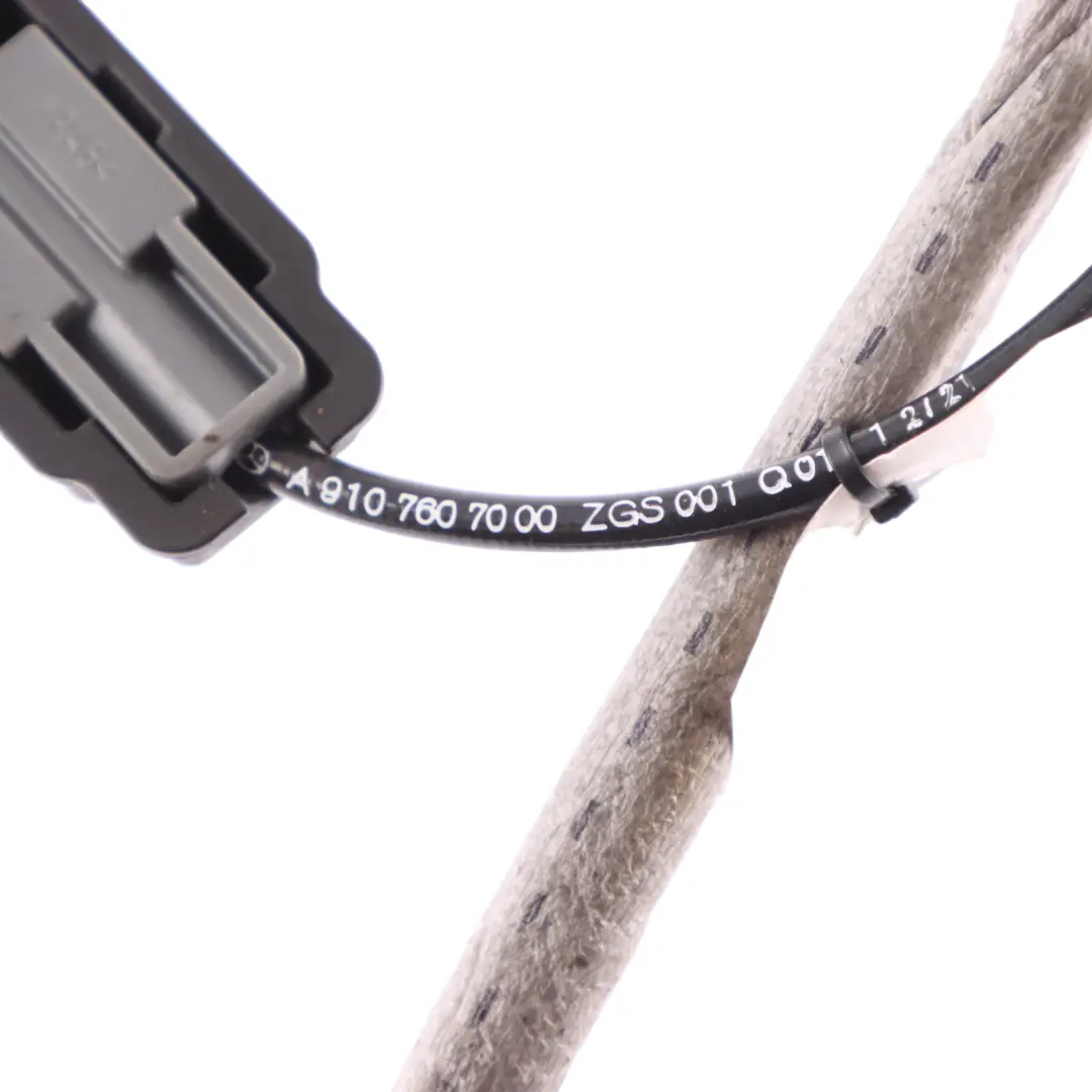 Bowden Cable Sliding Door Left Right N/O/S to Mercedes Sprinter W910 with Part number A9107601600 Mercedes Sprinter W910 Bowden Cable Sliding Door Left Right N/O/S - SKU A9107601600-1 - Part number A9107601600