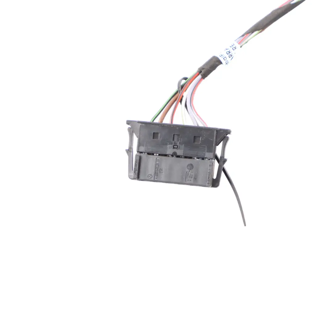 Mercedes W907 Licht Lampe Rücklicht hinten rechts Stecker Buchse Verdrahtung - SKU A9108200100-2 - Teilenummer A9108200100