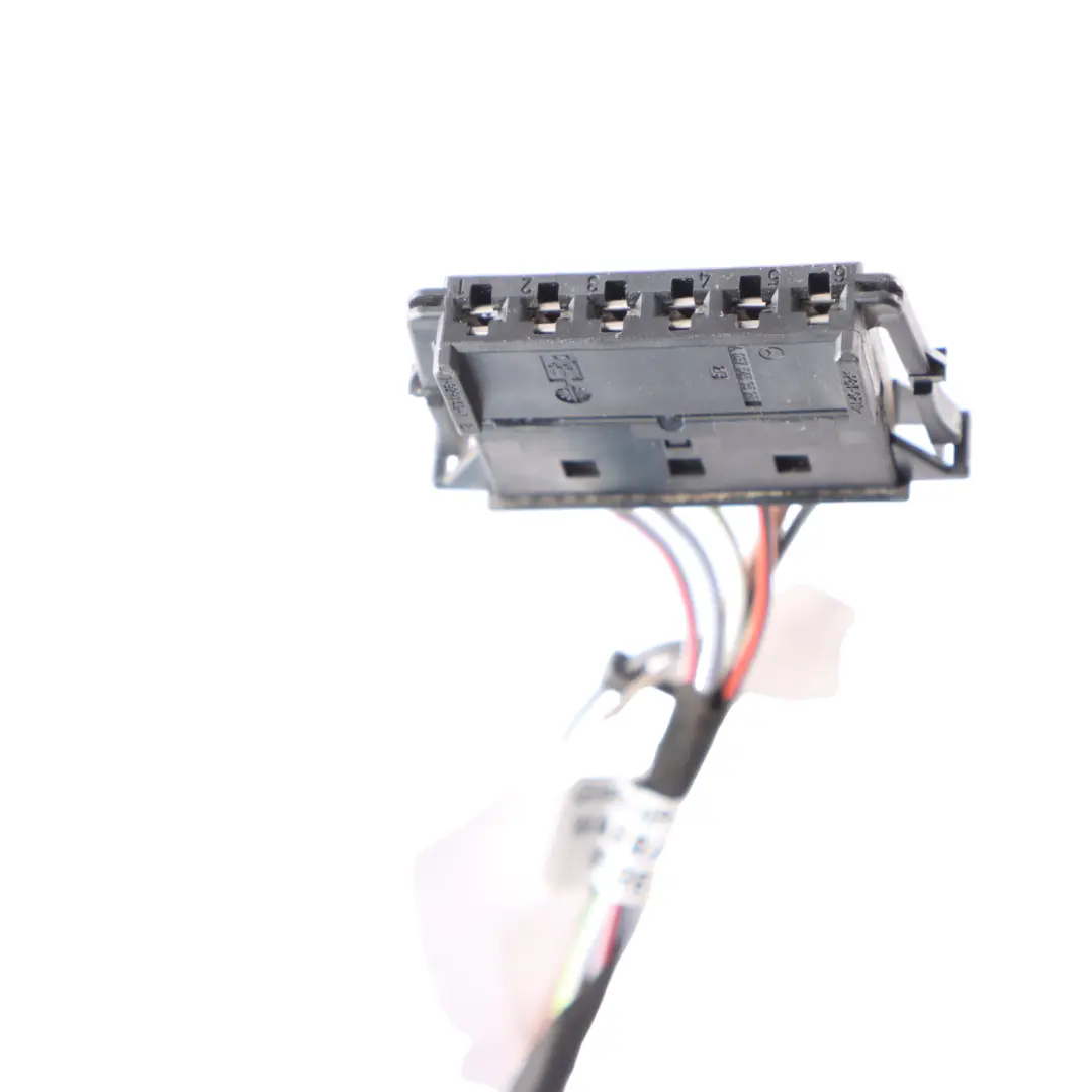 Mercedes W907 Feu Feu arrière droit Prise femelle Câblage A0375653528 - SKU A9108200100-2 - Numéro de pièce A9108200100