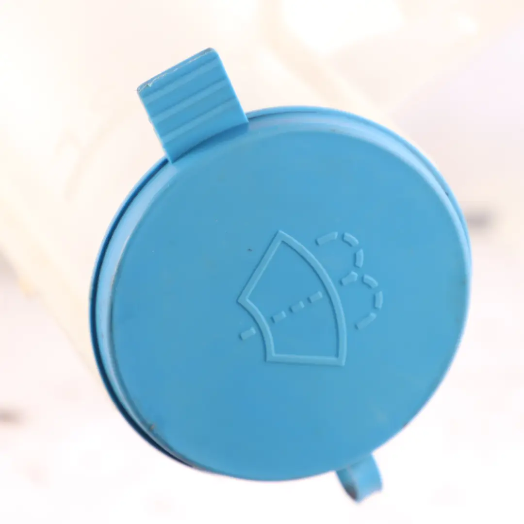 Bouteille De Lave-Glace Mercedes W907 W910 Réservoir Pare-Brise pour à propos du numéro de pièce A9108690200 Bouteille De Lave-Glace Mercedes W907 W910 Réservoir Pare-Brise - SKU A9108690200 - Numéro de pièce A9108690200