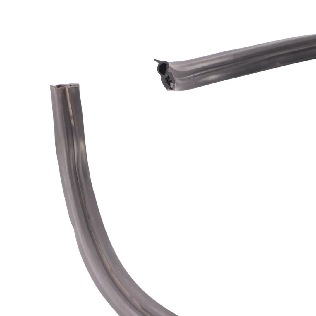  Guarnizione cofano Mercedes Sprinter W907 W910 gomma di tenuta - SKU A9108870000 - Numero di parte A9108870000