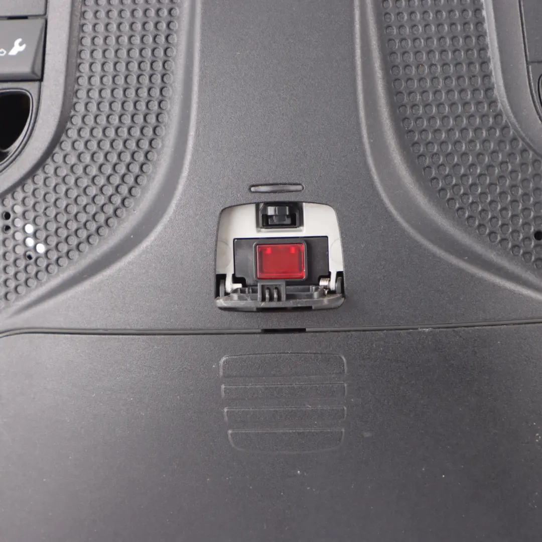 Mercedes W906 Panel Interruptores Luz Techo Interior Delantera Negro - SKU A9109007400 - Número de pieza A9109007400