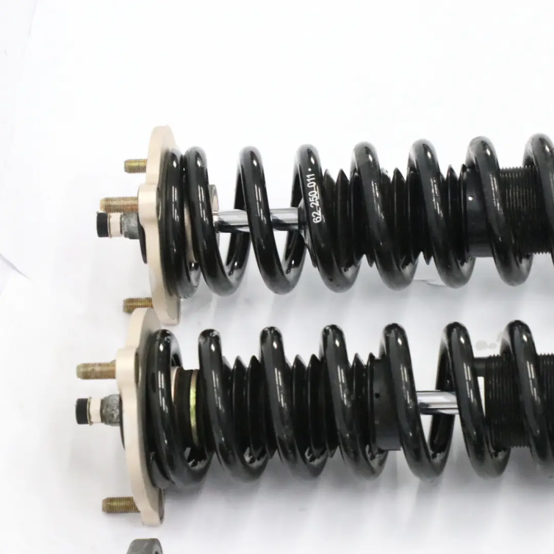 Entretoise à ressort BC Racing Jeu d'amortisseurs avant-arrière Mercedes W213 - SKU BCRACING STRUT SET - Numéro de pièce BCRACING STRUT SET