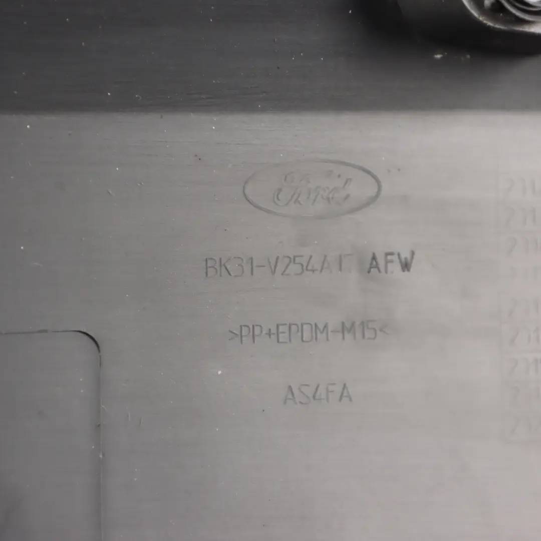 Mk8 Karosserieformteil links Karosserieverkleidung für Ford Transit mit Teilenummer BK31-V254A17-AFW Ford Transit Mk8 Karosserieformteil links Karosserieverkleidung - SKU BK31-V254A17-AFW - Teilenummer BK31-V254A17-AFW