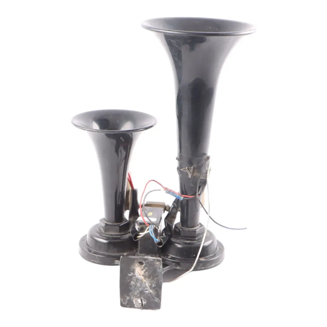 Pneumatic Double Air Horn Dual Trumpet Air Horn Unit 24V to with Part number DOUBLE HORN 24V Pneumatic Double Air Horn Dual Trumpet Air Horn Unit 24V - SKU DOUBLE HORN 24V - Part number DOUBLE HORN 24V