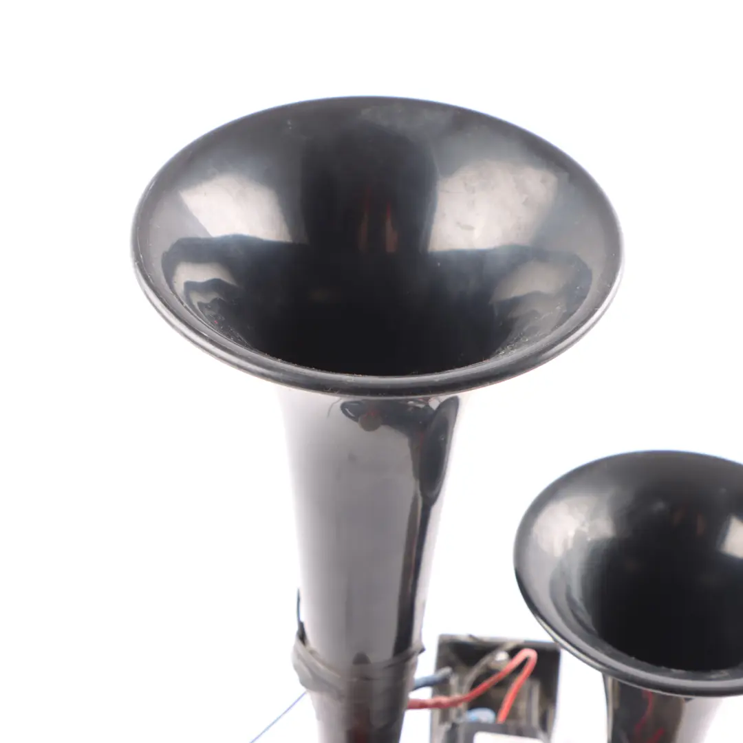 Pneumatic Double Air Horn Dual Trumpet Air Horn Unit 24V to with Part number DOUBLE HORN 24V Pneumatic Double Air Horn Dual Trumpet Air Horn Unit 24V - SKU DOUBLE HORN 24V - Part number DOUBLE HORN 24V