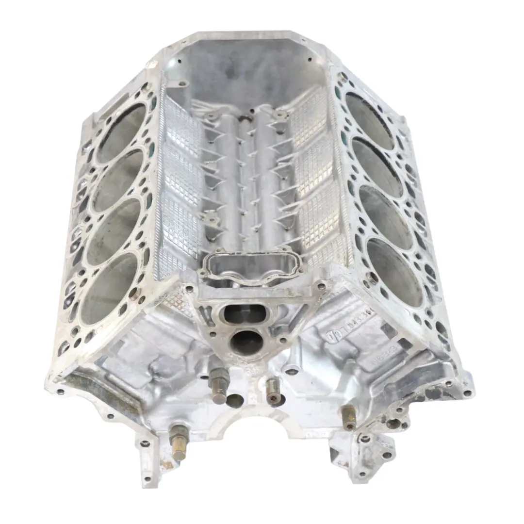 BMW Motor 8 Cylinder Block V8 For Coffee Table Project - NO USABLE COMO PARTES - SKU Engine Block For Coffee Table-6 - Número de pieza Engine Block For Coffee Table