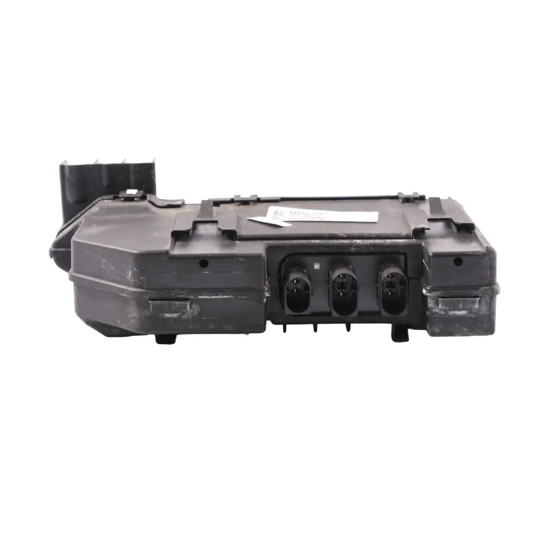 MercedesW221 Caja de distribución de fusibles delantera para con número de pieza A2215401250 MercedesW221 Caja de distribución de fusibles delantera - SKU lhd-A2215401250 - Número de pieza A2215401250