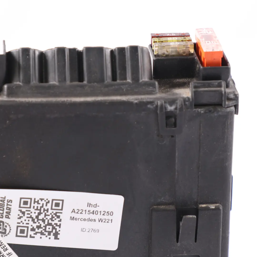 MercedesW221 Vorab Sicherung Sverteiler Kasten Vorder Seite für mit Teilenummer A2215401250 MercedesW221 Vorab Sicherung Sverteiler Kasten Vorder Seite - SKU lhd-A2215401250 - Teilenummer A2215401250
