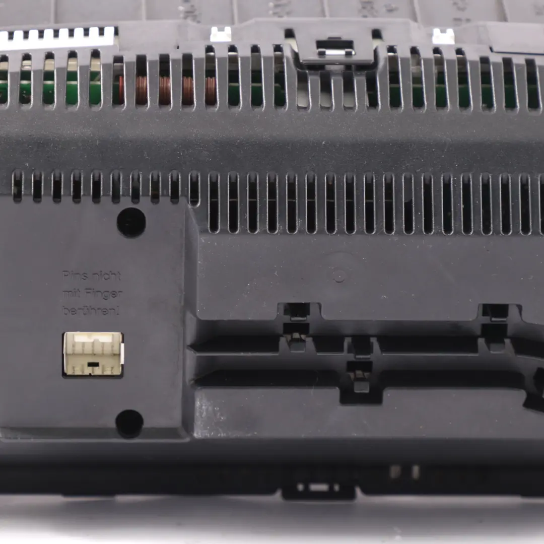Mercedes W221 Panel de instrumentos Velocímetro Gasolina Automático - SKU lhd-A2215406747 - Número de pieza A2215406747