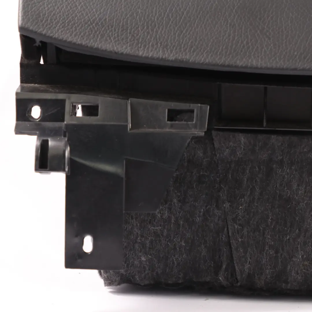 Portaoggetti Cruscotto Vassoio Portaoggetti Nero per Mercedes W221 con numero di parte A2216800191 Mercedes W221 Portaoggetti Cruscotto Vassoio Portaoggetti Nero - SKU lhd-A2216800191 - Numero di parte A2216800191