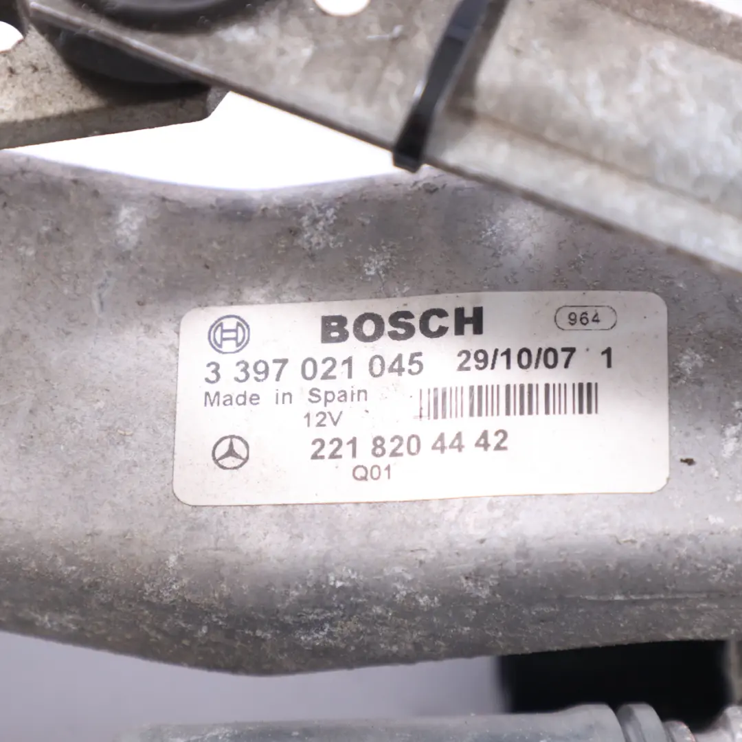 Mercedes W221 Parabrisas Limpiaparabrisas Motor Linkage Derecho - SKU lhd-A2218204442 - Número de pieza A2218204442