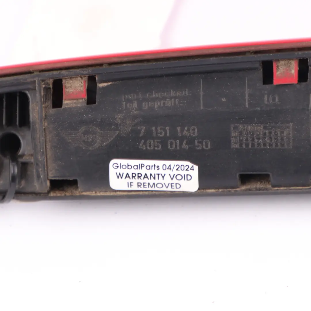 Panel Manija Tapa Del Maletero Rojo Chile - 851 40501452 para Mini Cooper R56 con número de pieza 0430312 Mini Cooper R56 Panel Manija Tapa Del Maletero Rojo Chile - 851 40501452 - SKU P0430312-CHRED1 - Número de pieza 0430312