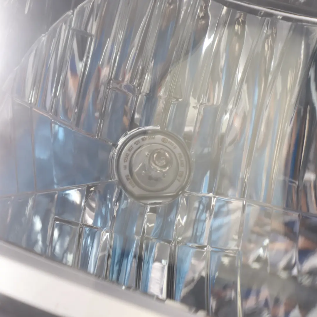 Headlamp Headlight Lamp Light Front Right O/S to Renault TRAFIC 3 III with Part number 260107274R Renault TRAFIC 3 III Headlamp Headlight Lamp Light Front Right O/S - SKU rhd-260107274R - Part number 260107274R