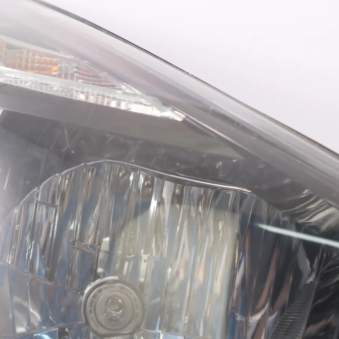 Headlamp Headlight Lamp Light Front Right O/S to Renault TRAFIC 3 III with Part number 260107274R Renault TRAFIC 3 III Headlamp Headlight Lamp Light Front Right O/S - SKU rhd-260107274R - Part number 260107274R