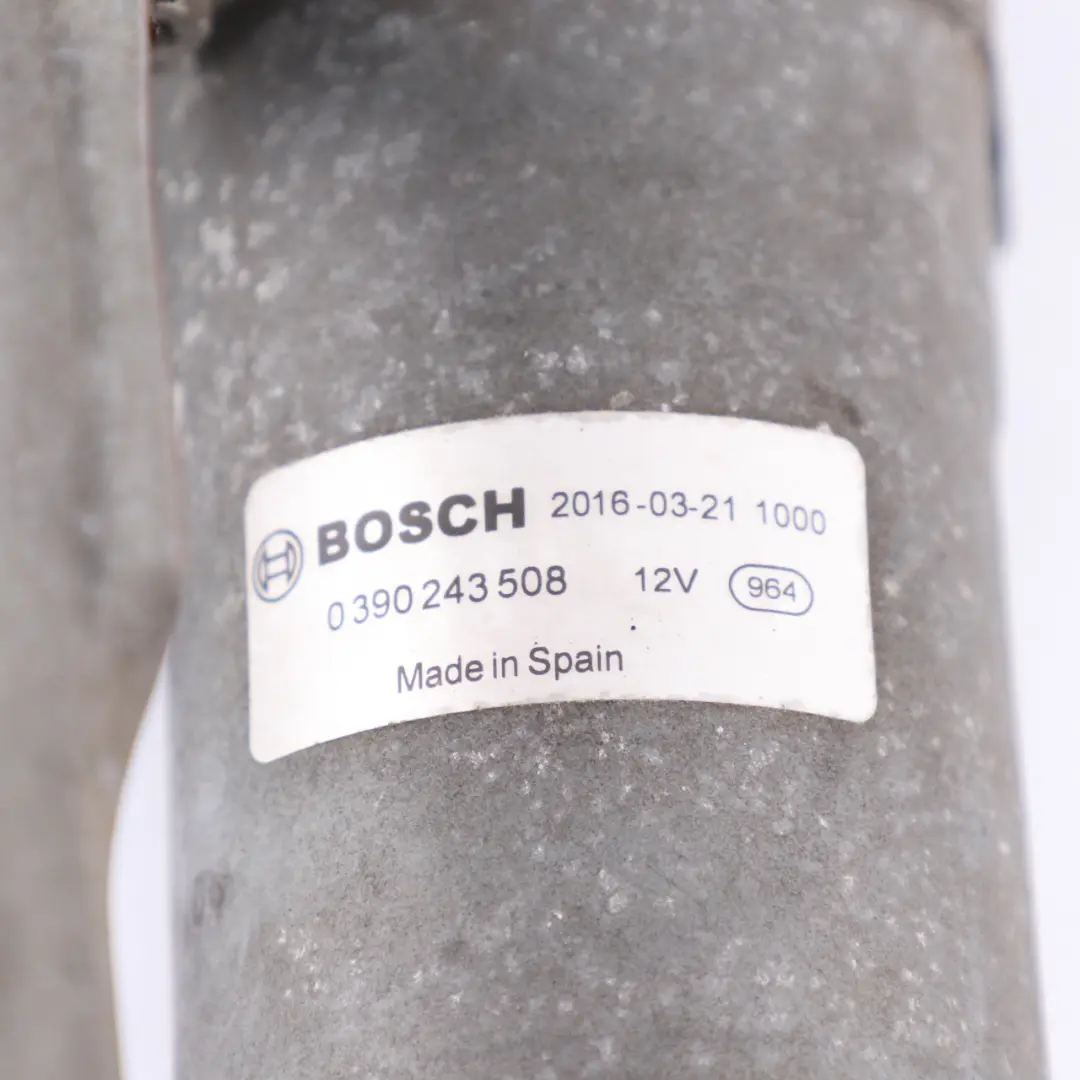 Wiper Linkage Motor Front Windscreen to Renault Trafic 3 with Part number 288002950R Renault Trafic 3 Wiper Linkage Motor Front Windscreen - SKU rhd-288002950R - Part number 288002950R