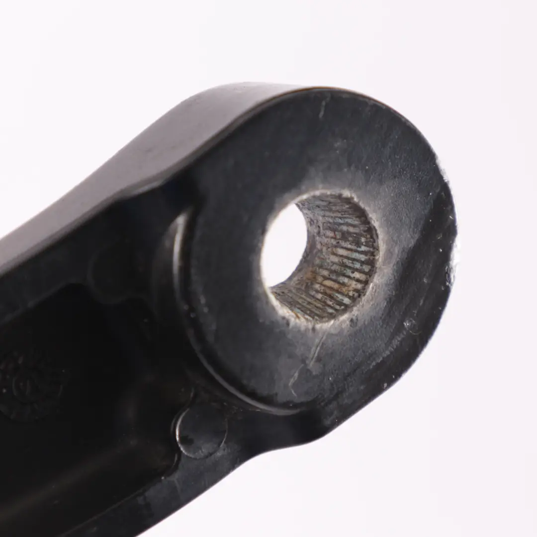 Mk3 Front Wiper Arm Left N/S to Renault Trafic with Part number 288860715R Renault Trafic Mk3 Front Wiper Arm Left N/S - SKU rhd-288860715R - Part number 288860715R