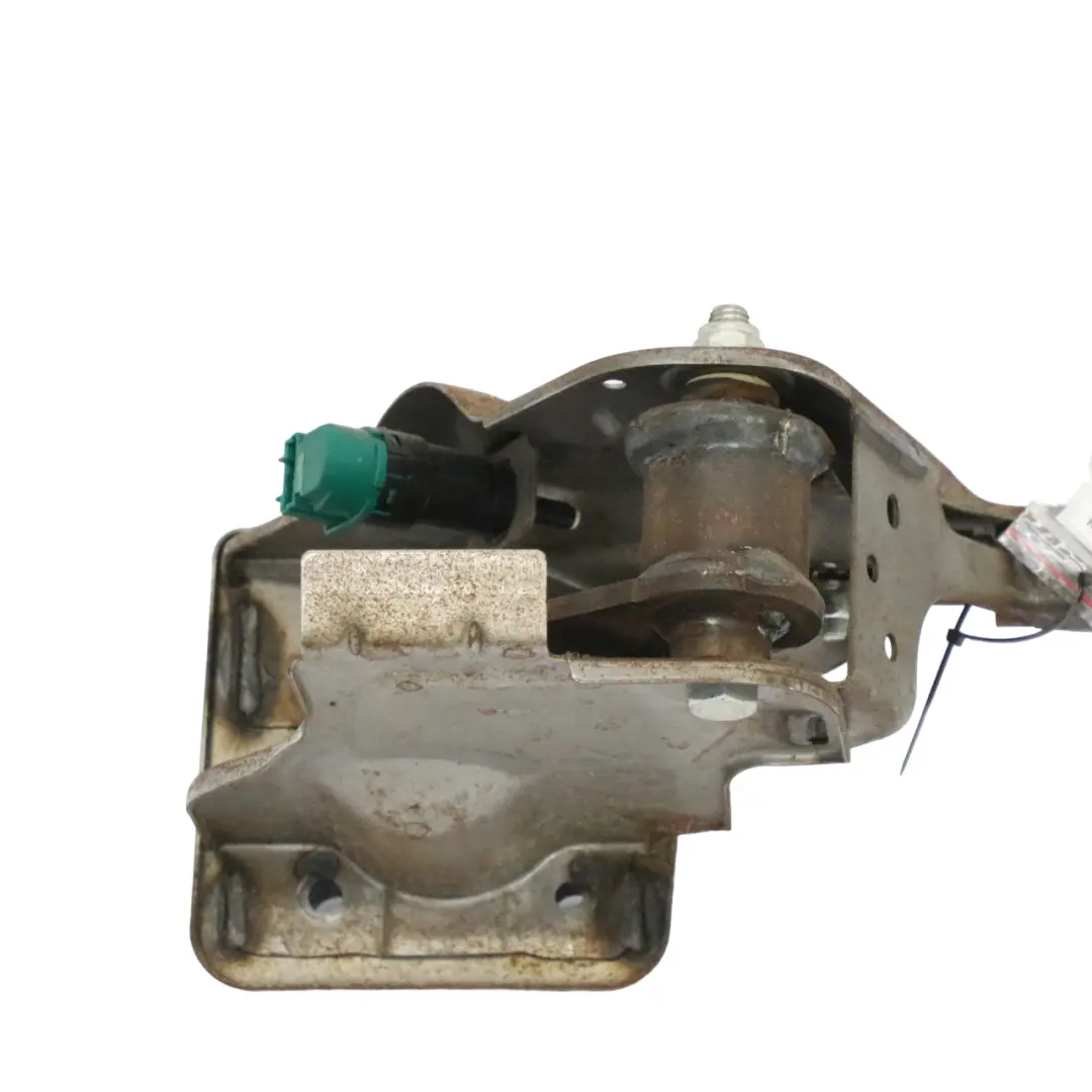 Ranault Trafic 3 Brake Clutch Pedal Box to with Part number 465109931R Ranault Trafic 3 Brake Clutch Pedal Box - SKU rhd-465109931R - Part number 465109931R