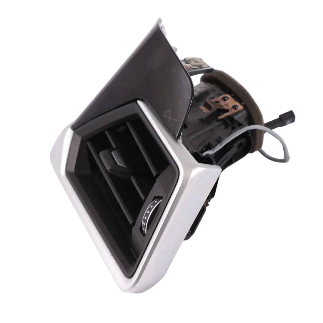 Vent BMW G20 G21 Dashboard Nozzle Grill Trim Front Right O/S to Air with Part number 6848619 Air Vent BMW G20 G21 Dashboard Nozzle Grill Trim Front Right O/S - SKU rhd-6848619 - Part number 6848619