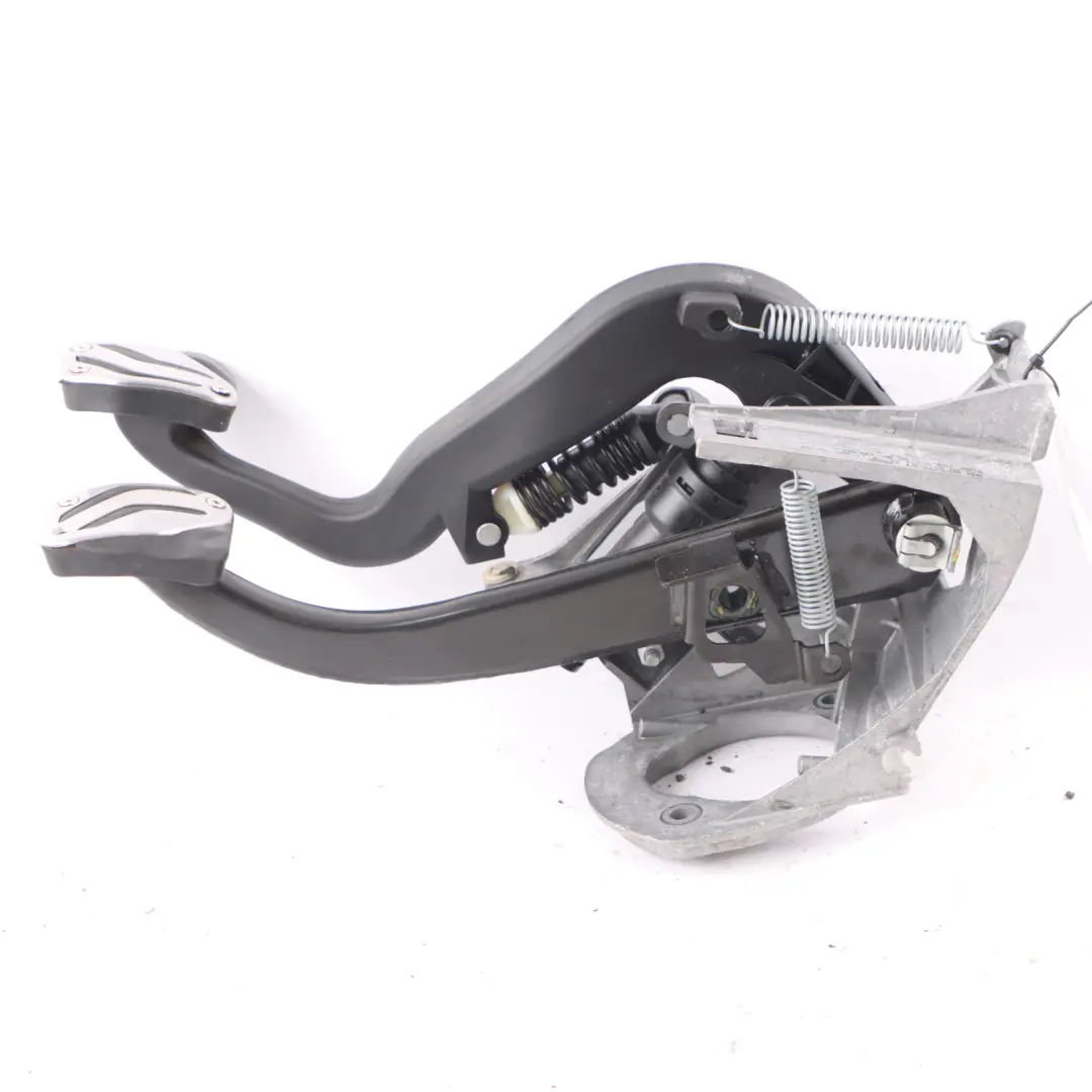 BMW 1 2 3 4 Series F20 F21 F22 F30 F31 F32 Complete Pedal Assembly Clutch Brake - SKU rhd-6860644-1 - Part number 6860644