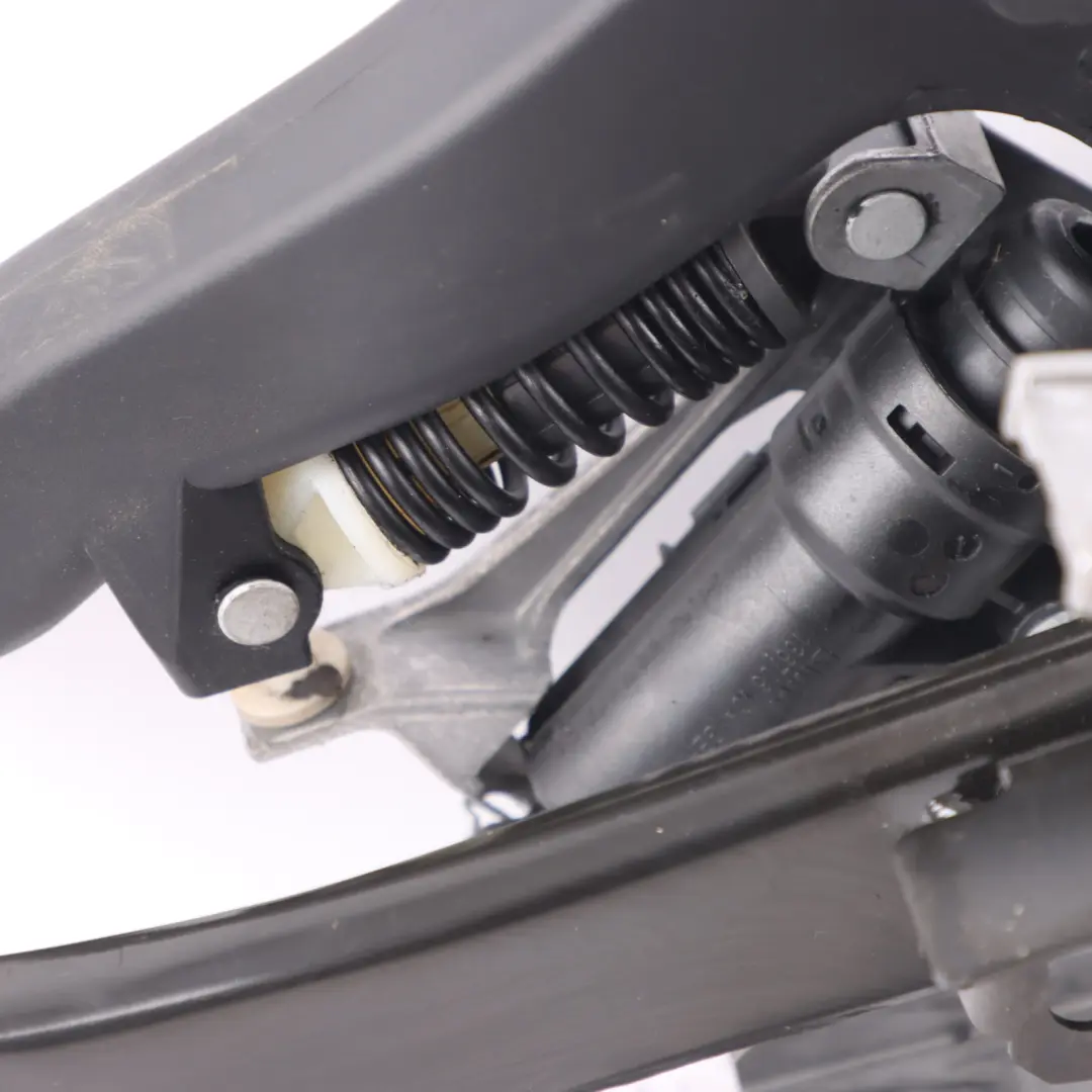 Complete Pedal Assembly Clutch Brake to BMW 1 2 3 4 Series F20 F21 F22 F30 F31 F32 with Part number 6860644 BMW 1 2 3 4 Series F20 F21 F22 F30 F31 F32 Complete Pedal Assembly Clutch Brake - SKU rhd-6860644-1 - Part number 6860644