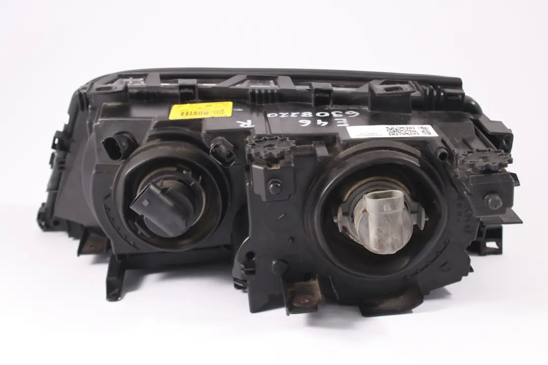 Headlight Headlamp Light Lamp Front Right O/S to BMW E46 with Part number 6908220 BMW E46 Headlight Headlamp Light Lamp Front Right O/S - SKU rhd-6908220 - Part number 6908220