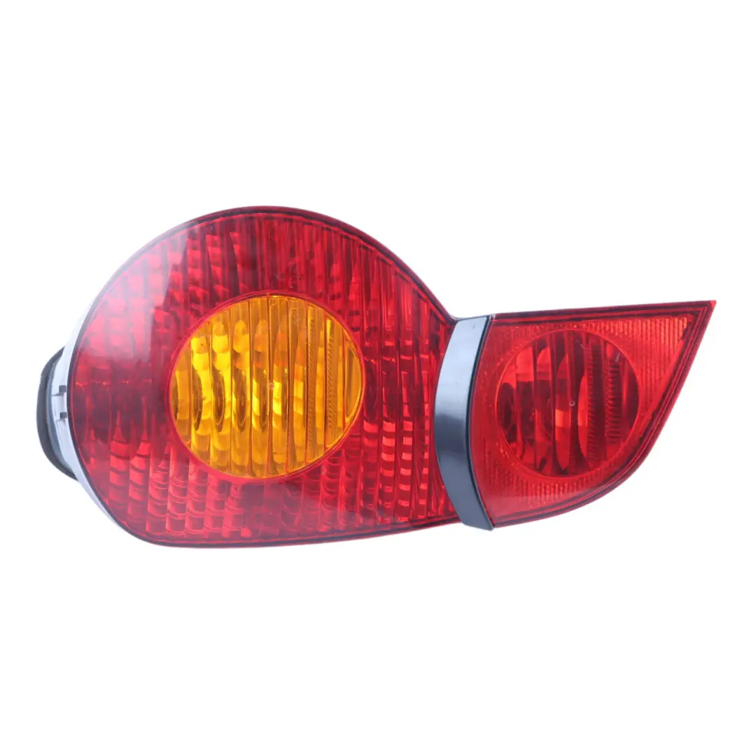 Tail Light Lamp Right Rear O/S Black Sapphire 475 to BMW Z4 E85 Rear with Part number 7165724 BMW Z4 E85 Rear Tail Light Lamp Right Rear O/S Black Sapphire 475 - SKU rhd-7165724-7 - Part number 7165724