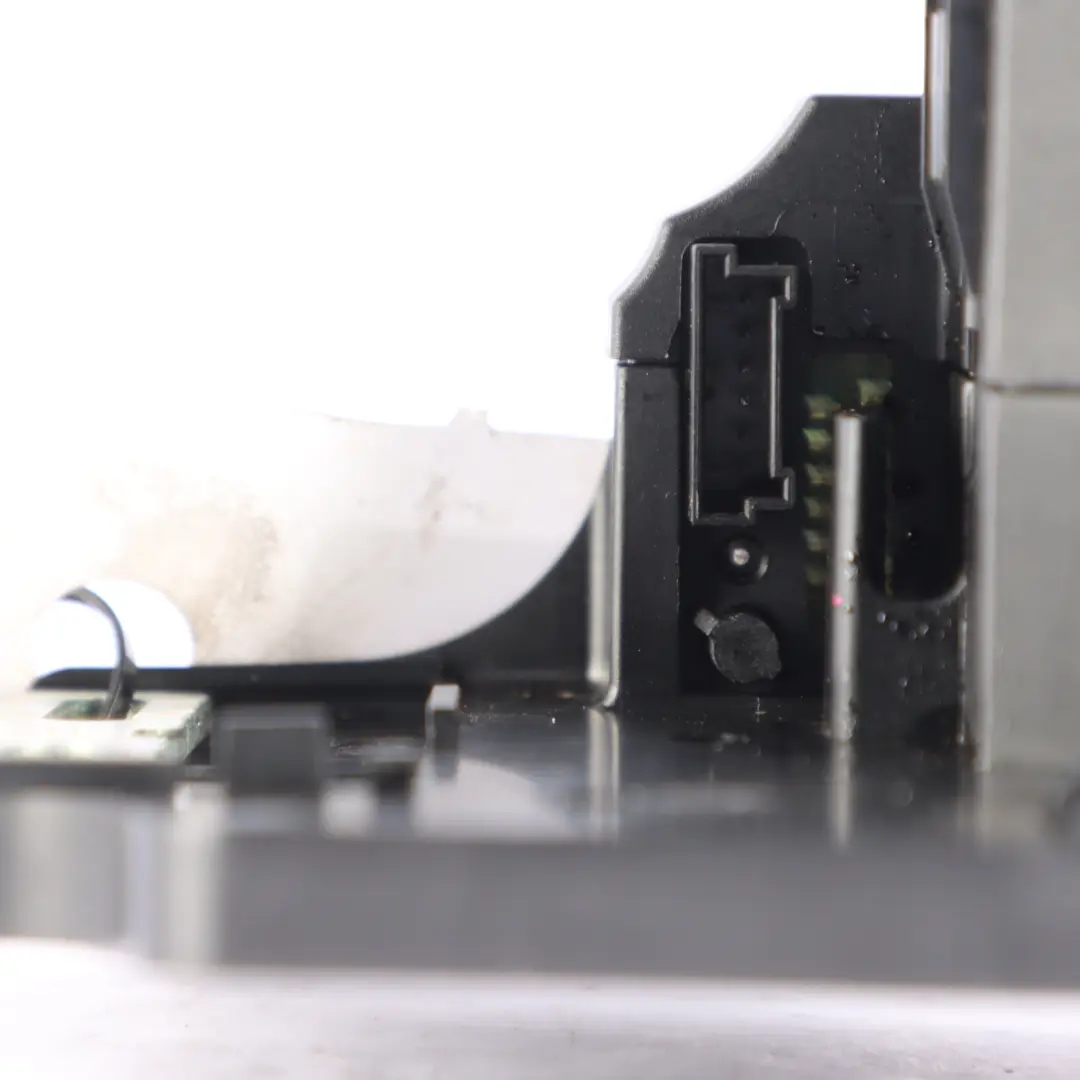 Selector Knob Shifting Steptronic 9174982 to BMW E60 E61 E63 LCI Automatic Gear with Part number 9212219 BMW E60 E61 E63 LCI Automatic Gear Selector Knob Shifting Steptronic 9174982 - SKU rhd-9159751-3 - Part number 9212219