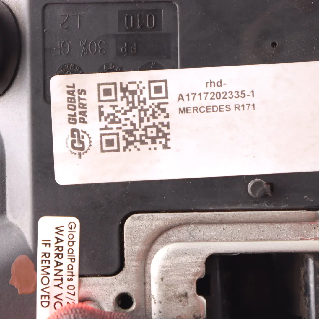 Door Lock Front Left N/S Latch Mechanism Actuator to Mercedes SLK R171 with Part number A1717202335 Mercedes SLK R171 Door Lock Front Left N/S Latch Mechanism Actuator - SKU rhd-A1717202335 - Part number A1717202335