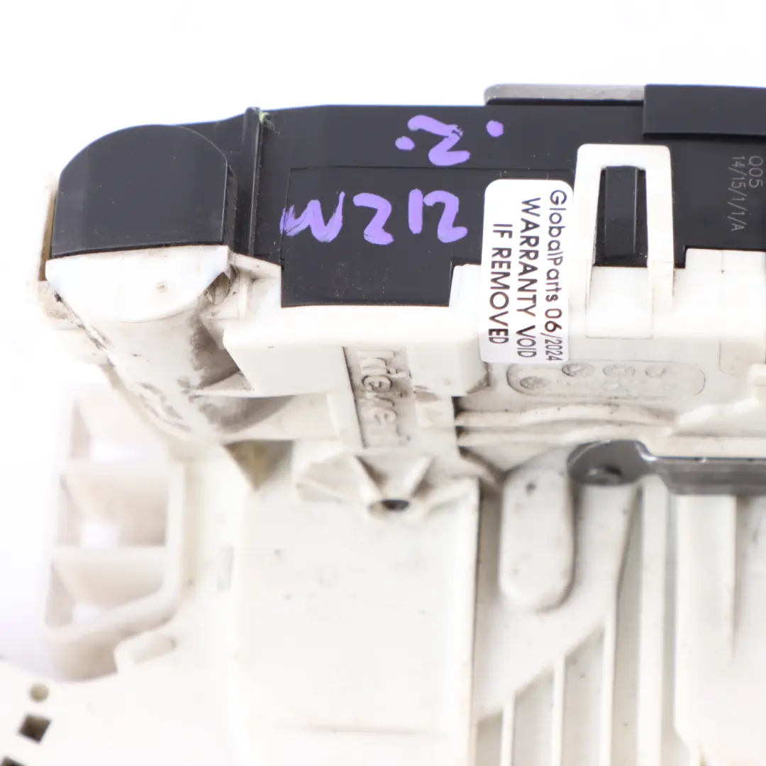 Door Lock Mercedes W204 W212 Front Right O/S Latch Catch Actuator A0997200635 to with Part number A2047203635 Door Lock Mercedes W204 W212 Front Right O/S Latch Catch Actuator A0997200635 - SKU rhd-A2047203635-4 - Part number A2047203635