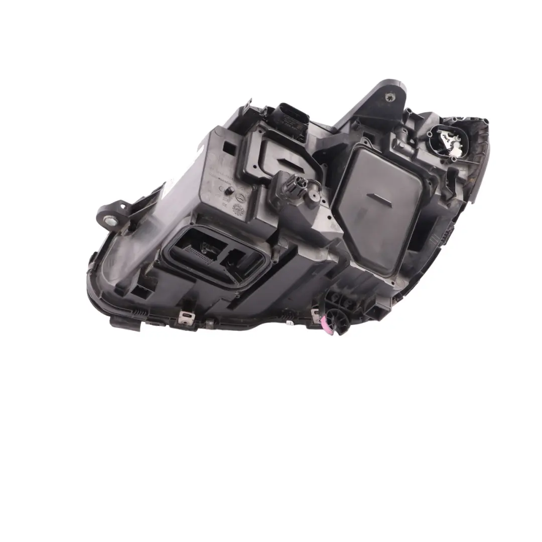 Driver Side Front Right O/S Headlight LED to Mercedes W205 with Part number A2059064003 Mercedes W205 Driver Side Front Right O/S Headlight LED - SKU rhd-A2059064003-1 - Part number A2059064003