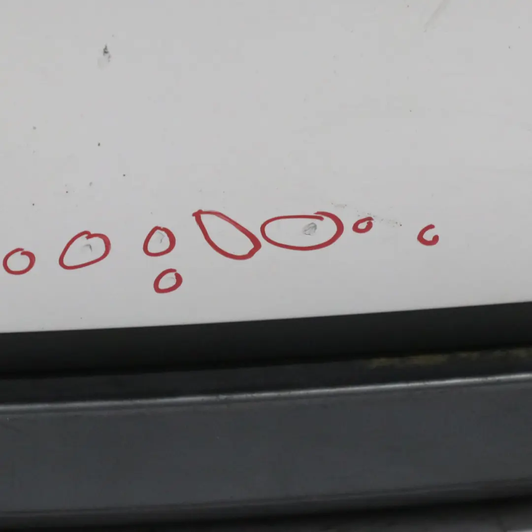 Zderzak Tylny M-Pakiet Titansilber Srebrny Metalik - 354 do BMW E90 o numerze 0033541 BMW E90 Zderzak Tylny M-Pakiet Titansilber Srebrny Metalik - 354 - SKU 0033541-TS2 - Numer Części 0033541