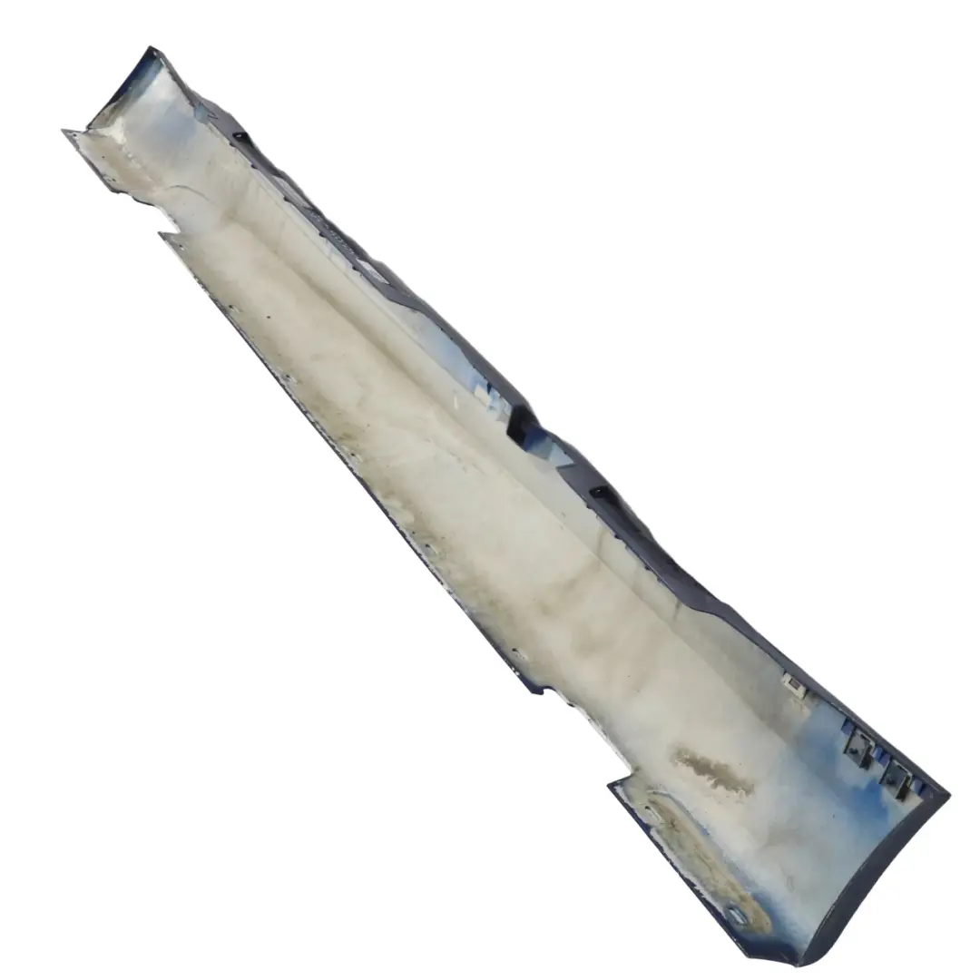 Bas de Porte Couverture Seuil Droite Le Mans Bleu - 381 pour BMW E87 LCI M Sport à propos du numéro de pièce 0033556 BMW E87 LCI M Sport Bas de Porte Couverture Seuil Droite Le Mans Bleu - 381 - SKU 0033556-LMB5 - Numéro de pièce 0033556