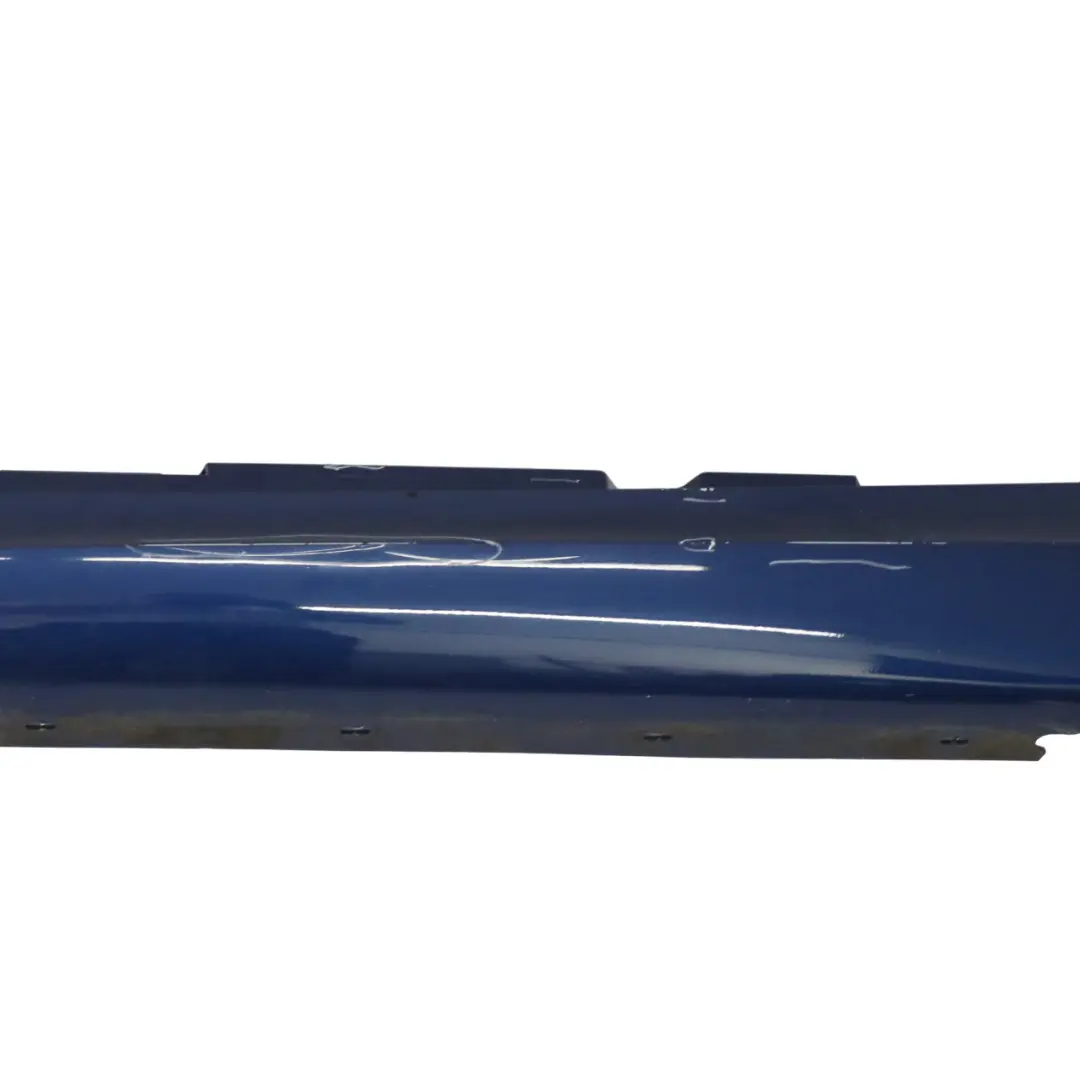 Bas de Porte Couverture Seuil A Gauche Le Mans Bleu - 381 pour BMW E87 LCI M Sport à propos du numéro de pièce 0033557 BMW E87 LCI M Sport Bas de Porte Couverture Seuil A Gauche Le Mans Bleu - 381 - SKU 0033557-LMB4 - Numéro de pièce 0033557