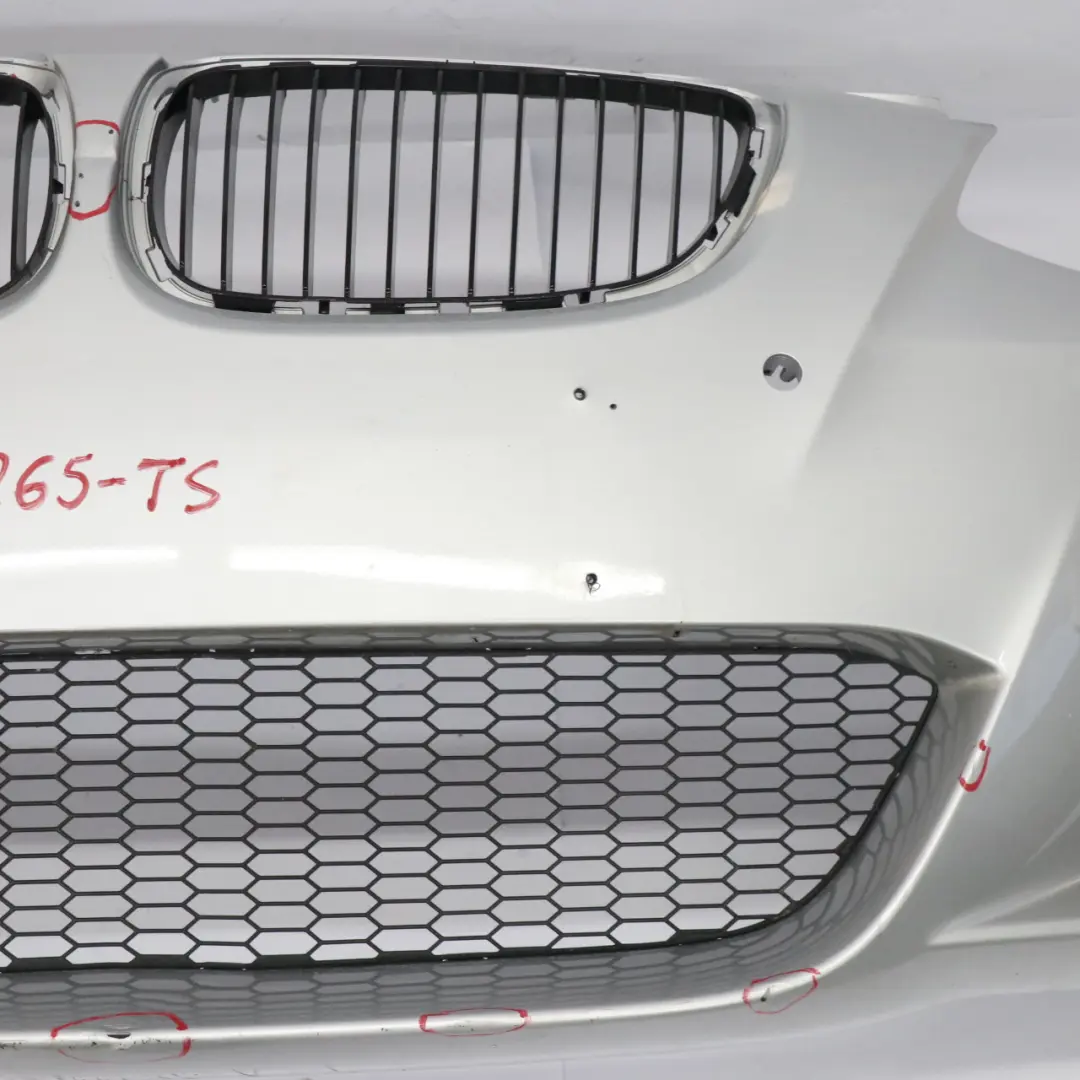 Zderzak Przedni M-Pakiet Titansilber Srebrny Metalik - 354 do BMW E92 E93 o numerze 0036265 BMW E92 E93 Zderzak Przedni M-Pakiet Titansilber Srebrny Metalik - 354 - SKU 0036265-TS - Numer Części 0036265