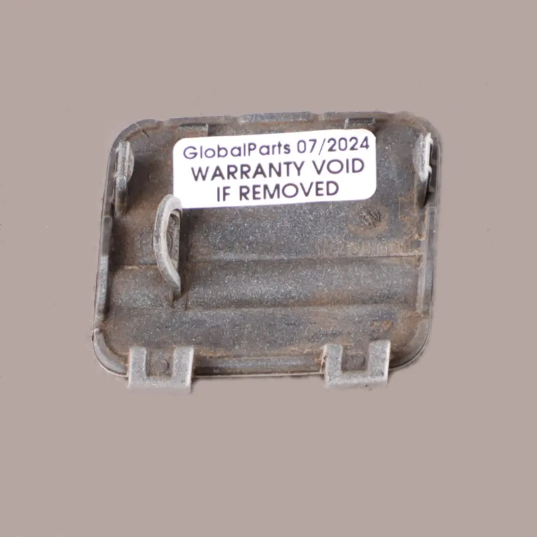 Flap Towing Eye Cover Rear Bumper Cap Alpine White 300 7202672 to BMW E91 LCI with Part number 0036882 BMW E91 LCI Flap Towing Eye Cover Rear Bumper Cap Alpine White 300 7202672 - SKU 0036882-AW - Part number 0036882