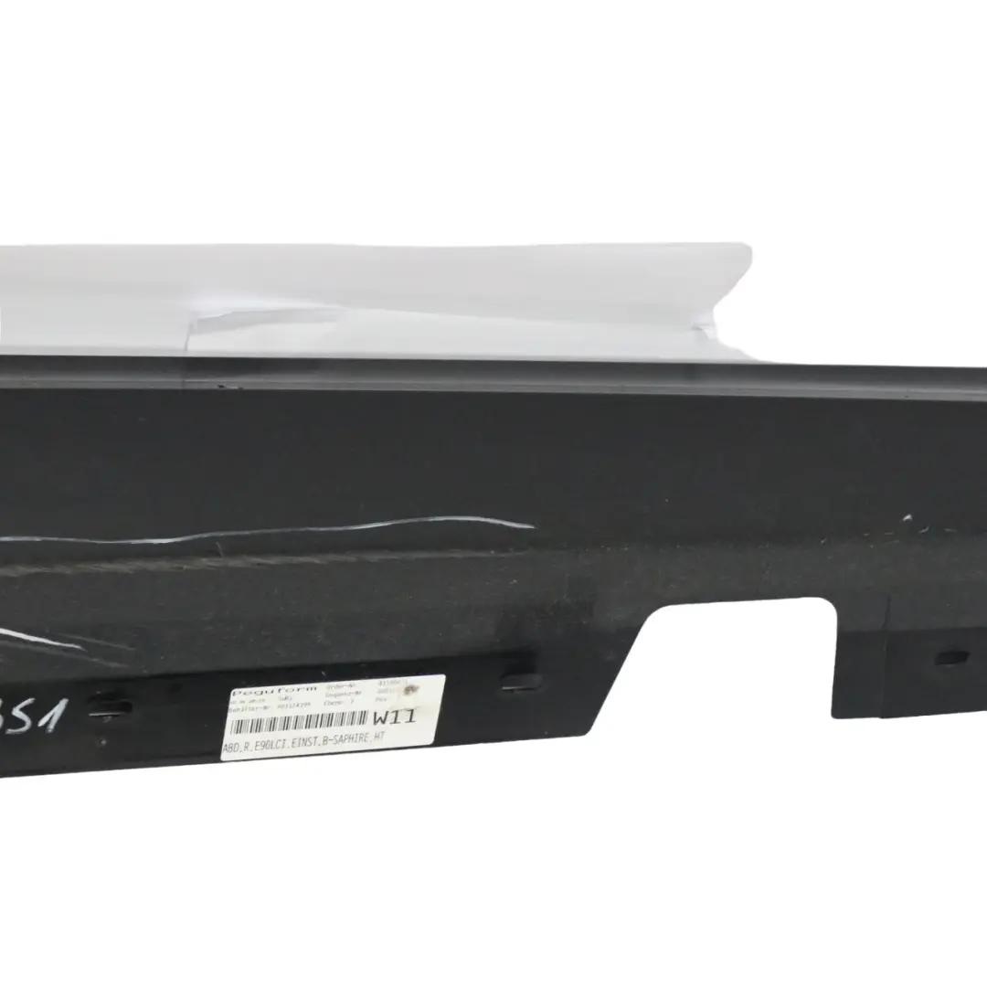 Seitenschweller rechts Schwarz Saphir Metallic - 475 für BMW E90 E91 LCI mit Teilenummer 0037060 BMW E90 E91 LCI Seitenschweller rechts Schwarz Saphir Metallic - 475 - SKU 0037060-BS1 - Teilenummer 0037060