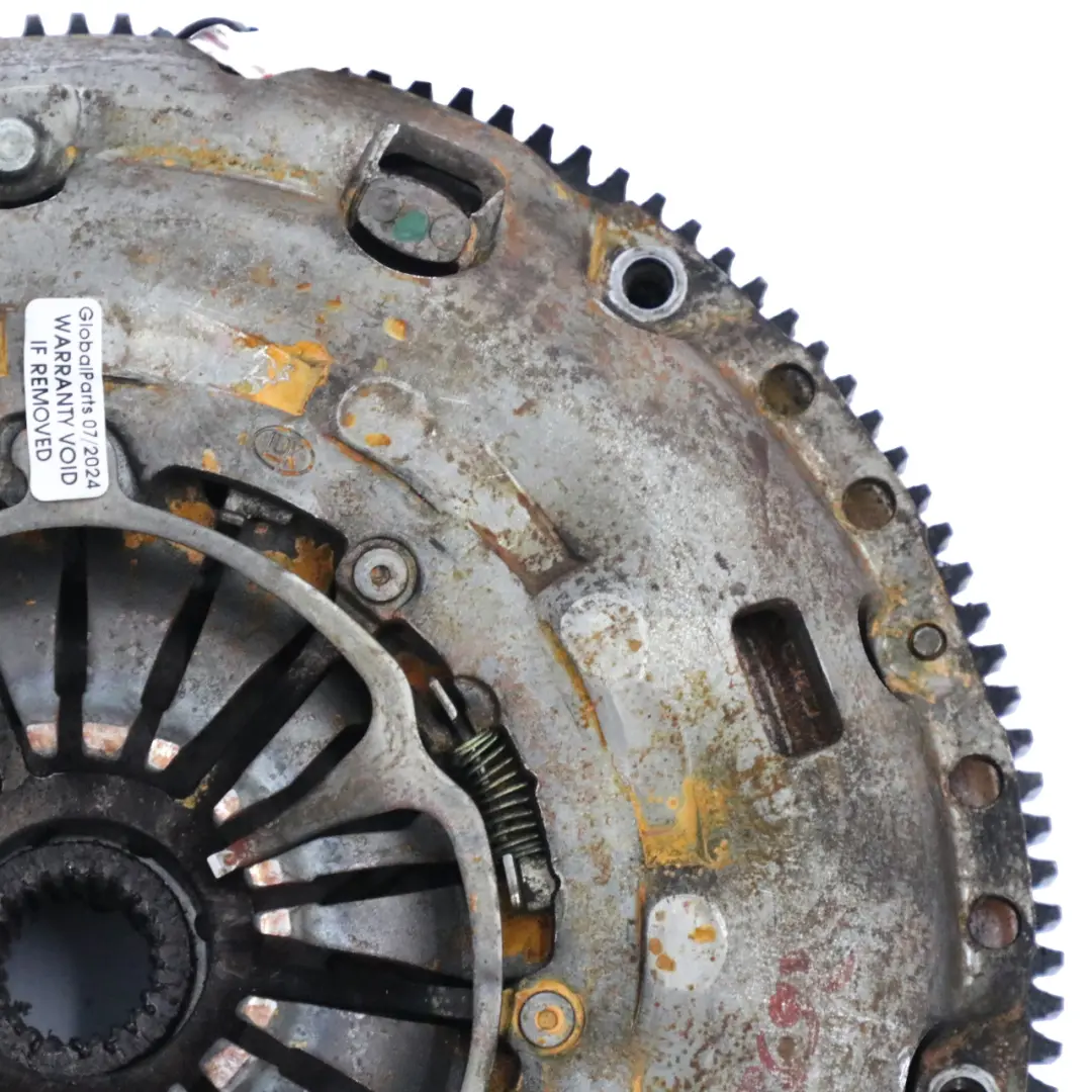 Mass Flywheel Clutch Kit to VW Touran 1T Audi A3 8P 2.0 Diesel Dual Twin with Part number 022141015S VW Touran 1T Audi A3 8P 2.0 Diesel Dual Twin Mass Flywheel Clutch Kit - SKU 022141015S - Part number 022141015S