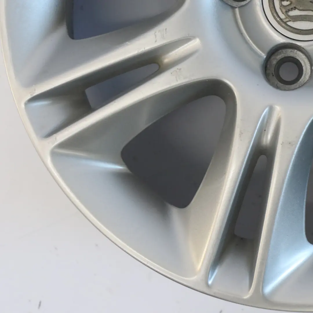 Opel Corsa D Silber Felge Leichtmetallfelge 0P033 16" 6J ET:40 K2 - SKU 0P033 K2-1 - Teilenummer 0P033 K2
