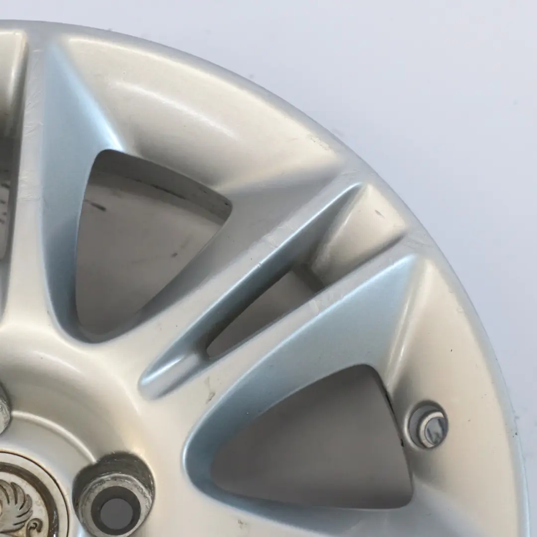 Silber Felge Leichtmetallfelge 16" 6J ET:40 für Opel Corsa D mit Teilenummer 0P033 K5 Opel Corsa D Silber Felge Leichtmetallfelge 16" 6J ET:40 - SKU 0P033K5-1 - Teilenummer 0P033 K5