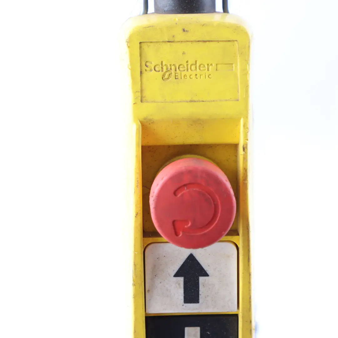 Scattolini Tipper Control Pendant Push Button Switch to Fiat Ducato with Part number 120462 Fiat Ducato Scattolini Tipper Control Pendant Push Button Switch - SKU 120462 - Part number 120462