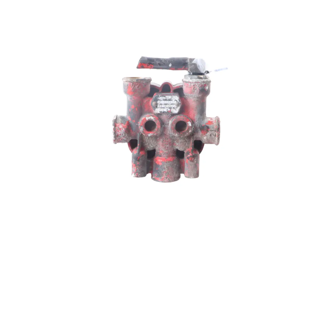 85CF Pressure Control Valve Sensor Multi-circuit Protection Valve to DAF with Part number 1238505 DAF 85CF Pressure Control Valve Sensor Multi-circuit Protection Valve - SKU 1238505 - Part number 1238505