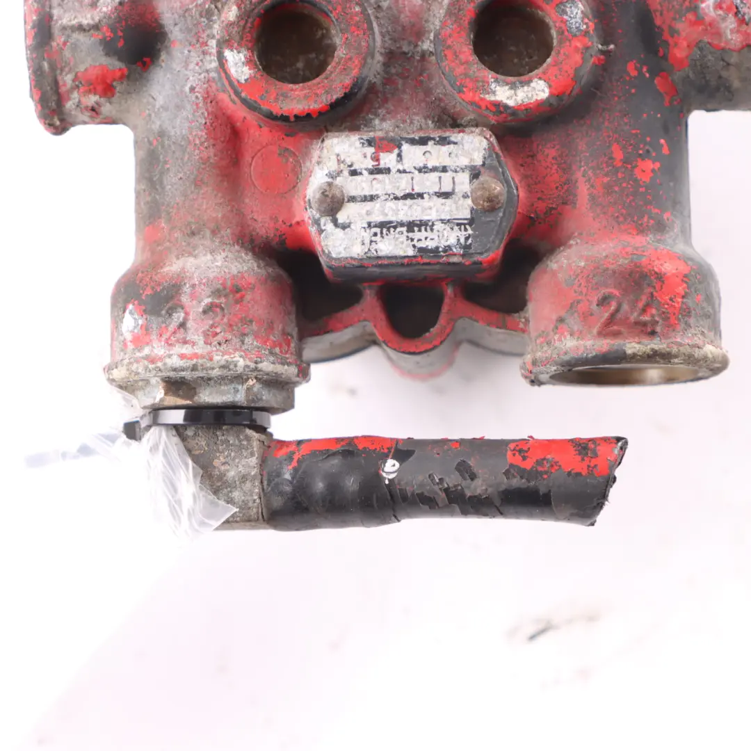 85CF Wieloobwodowy Zawór Ochronny Regulacji Ciśnienia do DAF o numerze 1238505 DAF 85CF Wieloobwodowy Zawór Ochronny Regulacji Ciśnienia - SKU 1238505 - Numer Części 1238505