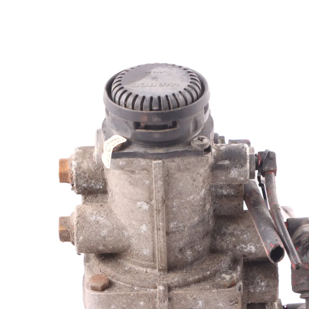 85CF Trailer Lifter Trunk Lifting Control Valve Pump Unit to DAF with Part number 1259855 DAF 85CF Trailer Lifter Trunk Lifting Control Valve Pump Unit - SKU 1259855 - Part number 1259855