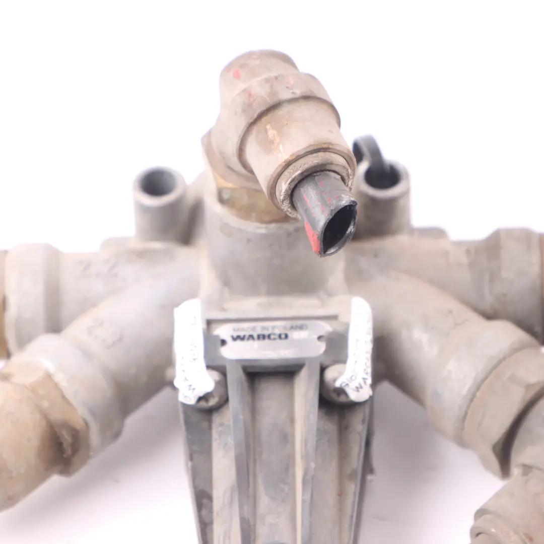 85CF Pressure Control Valve Air Sensor Pressure Limiting Valve Wabco to DAF with Part number 1305138 DAF 85CF Pressure Control Valve Air Sensor Pressure Limiting Valve Wabco - SKU 1305138 - Part number 1305138