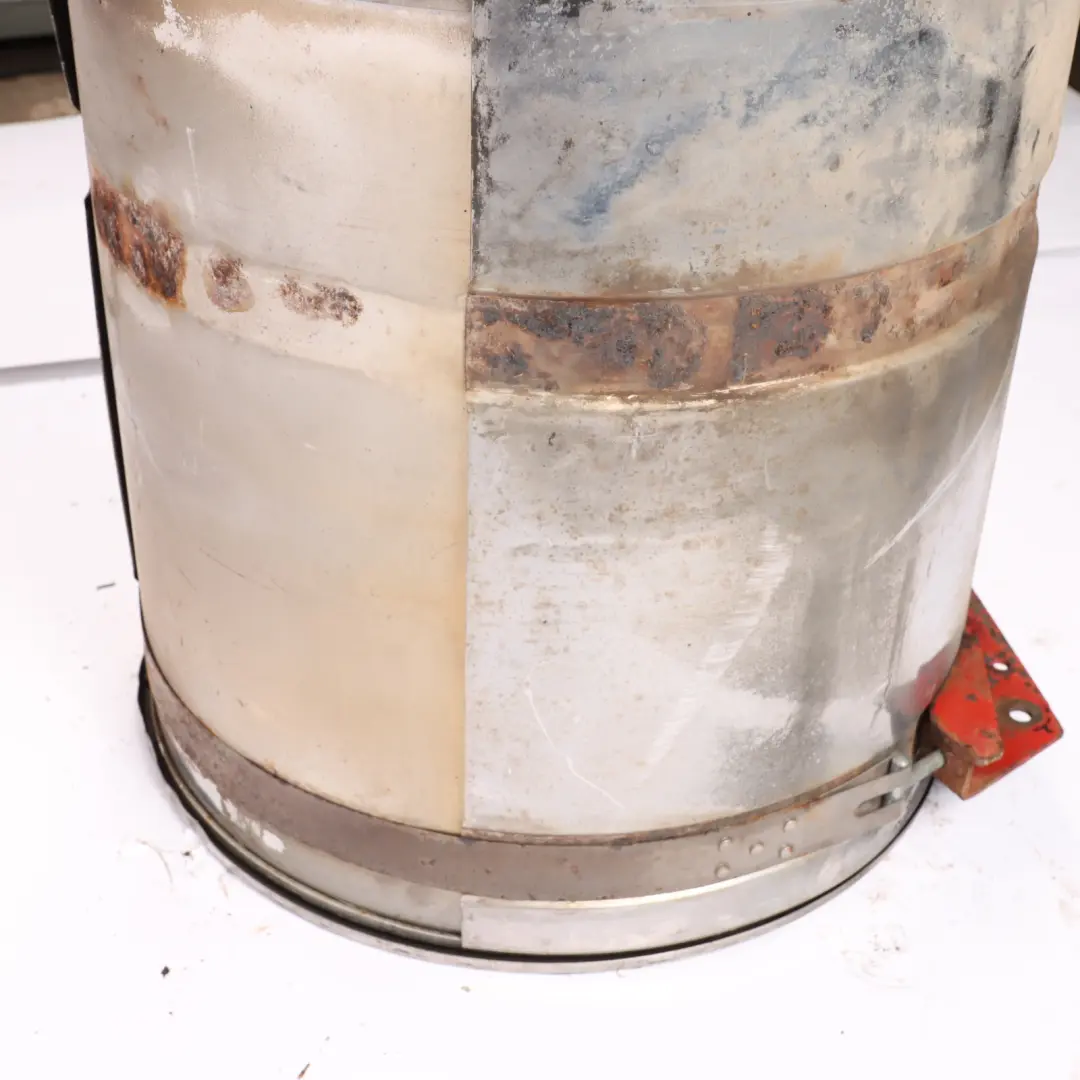 75CF 85CF Exhaust Silencer Muffler Exhaust System Pipe to DAF with Part number 1318034 DAF 75CF 85CF Exhaust Silencer Muffler Exhaust System Pipe - SKU 1318034 - Part number 1318034